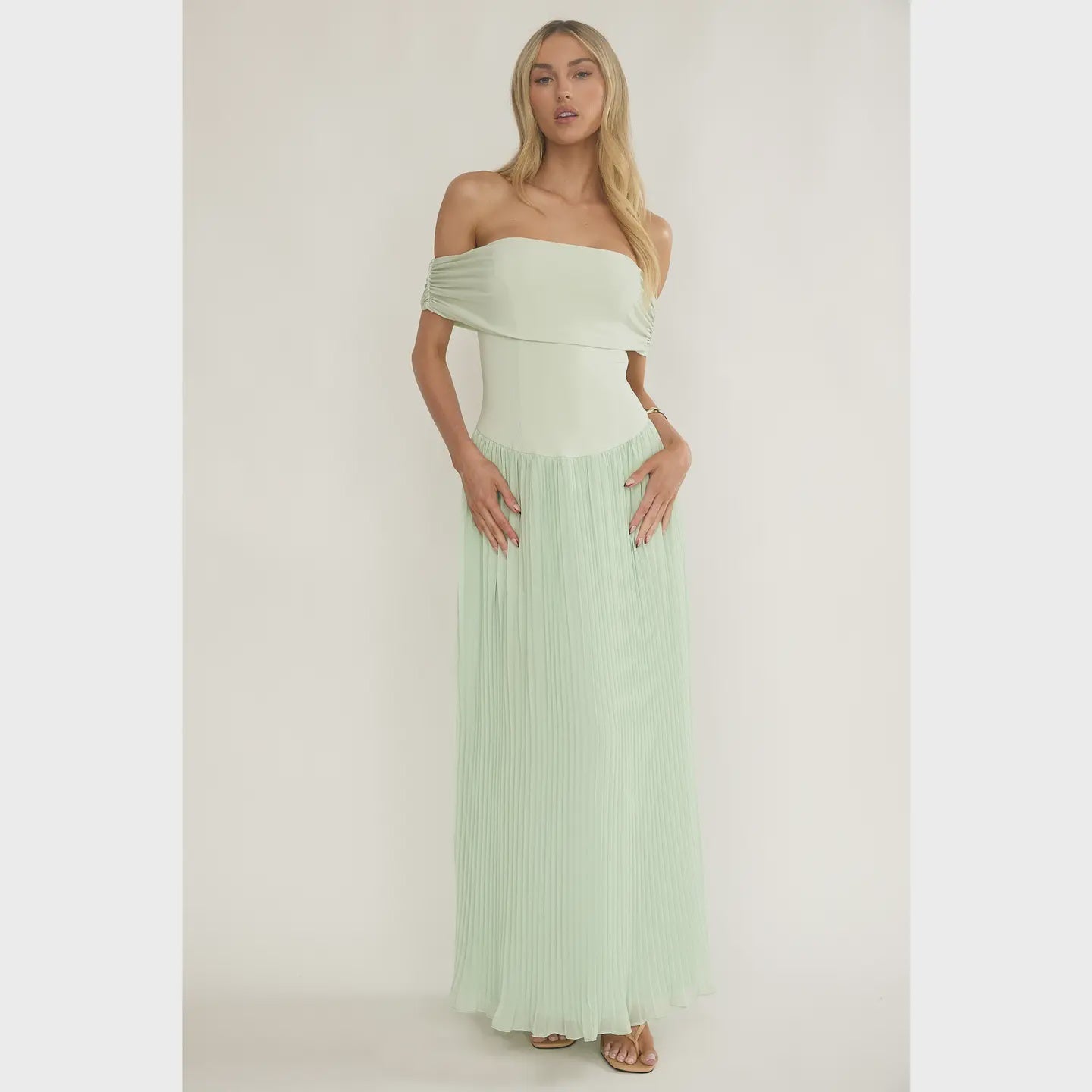 Sage Off Shoulder Bardot Maxi Dress – Sophie's Boutique Valdosta